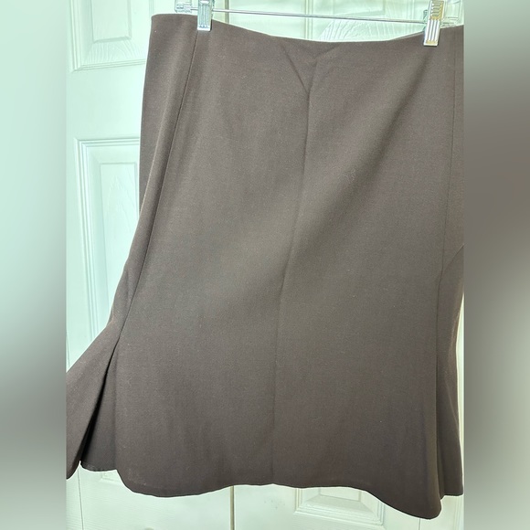 Vtg VALENTINO Italy Fluted Trumpet Skirt Brown 100% Wool Classic Vintage Style - Picture 2 of 8